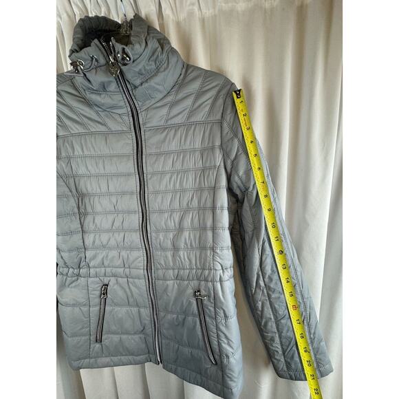 Guess Quilted Light Weight Puffer Gray Heart Fob L gorpcore cold weather 60-08 - Picture 6 of 16